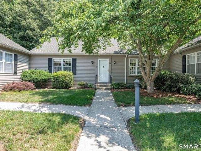 Condo for sale in Madison, Connecticut