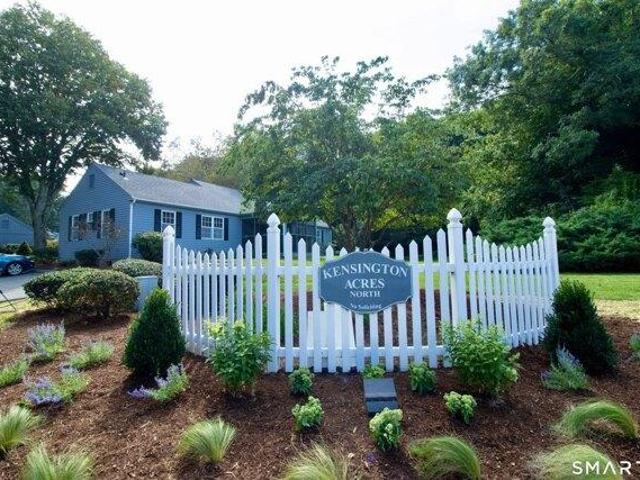 Condo for sale in Madison, South Central Connecticut Planning Region