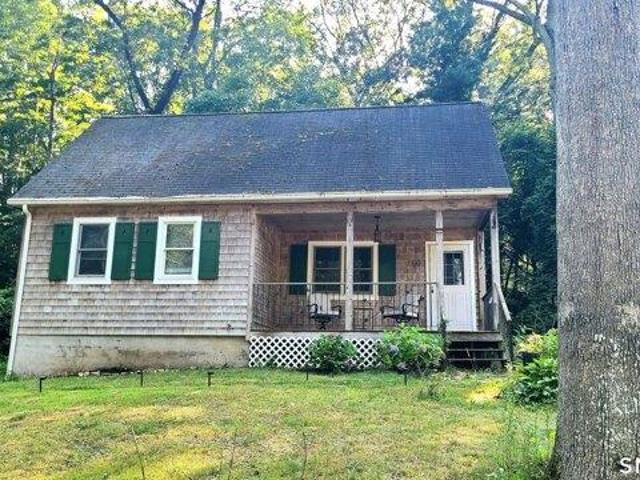House for sale in Madison, South Central Connecticut Planning Region