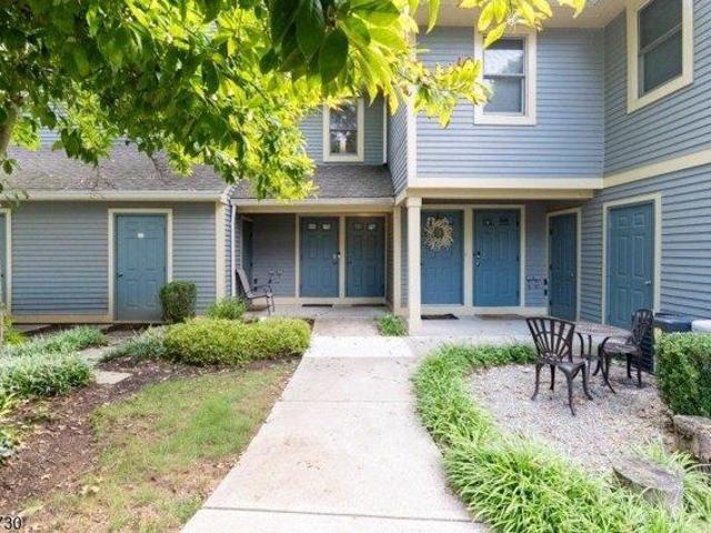 Condo for sale in Fairwoods, Madison