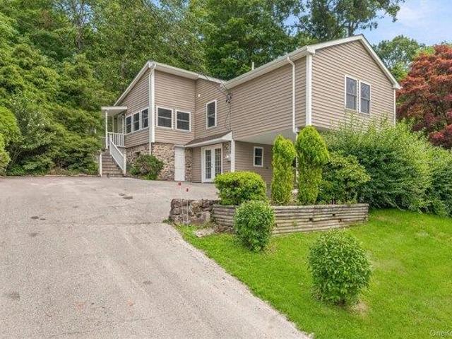 House for sale in Amawalk, New York