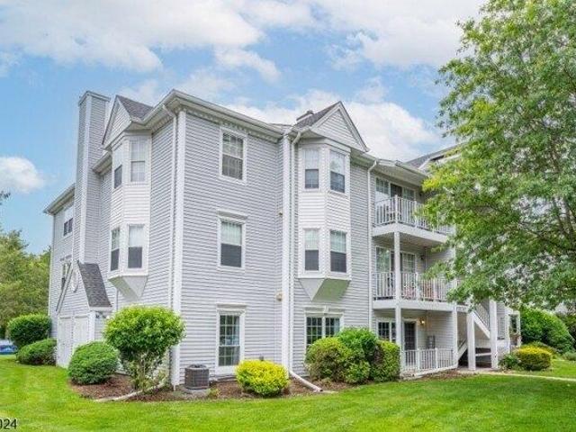 Condo for sale in Mahwah, New Jersey