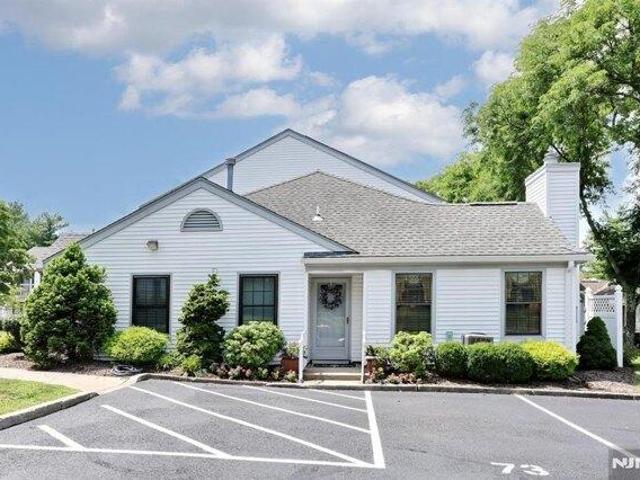House for sale in Mahwah, New Jersey