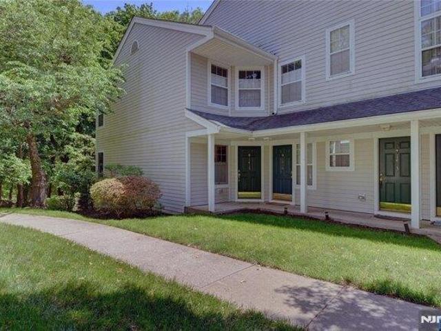 Condo for sale in Mahwah