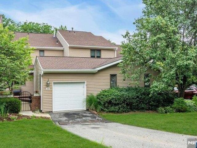 Condo for sale in Mahwah