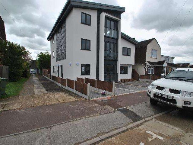 Maisonette for rent in Greater London