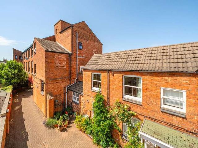Maisonette for sale in Oakham, Rutland