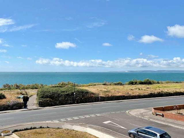 Maisonette for sale in Pokesdown, Bournemouth