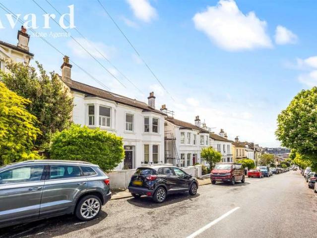 Maisonette for sale in Round Hill, Brighton & Hove