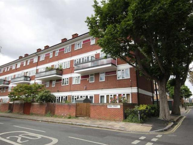 Maisonette for sale in Bermondsey, Greater London