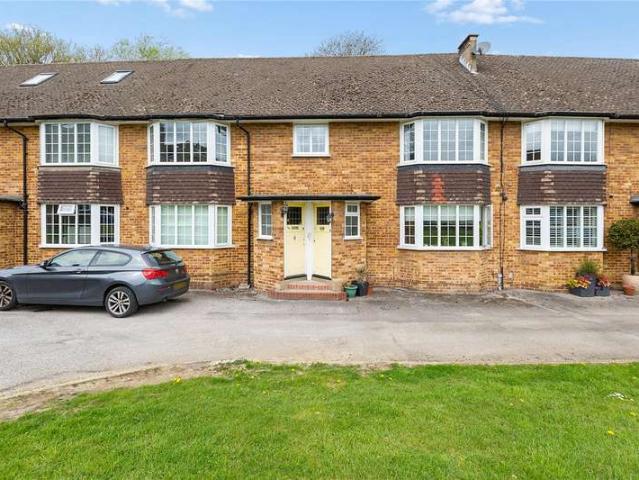 Maisonette for sale in Upminster, Greater London