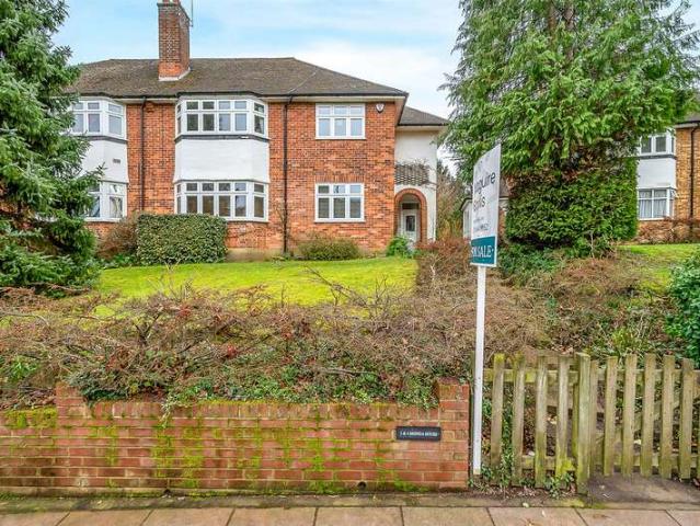 Maisonette for sale in Bromley Park, Greater London