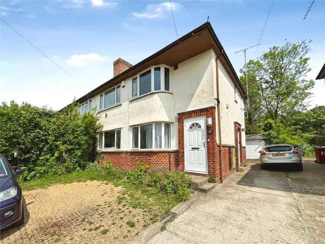 Maisonette for sale in Whitley, Reading
