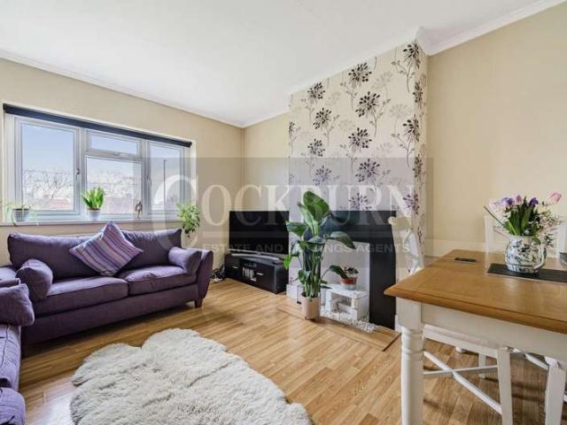 Maisonette for rent in Coldharbour, Greater London
