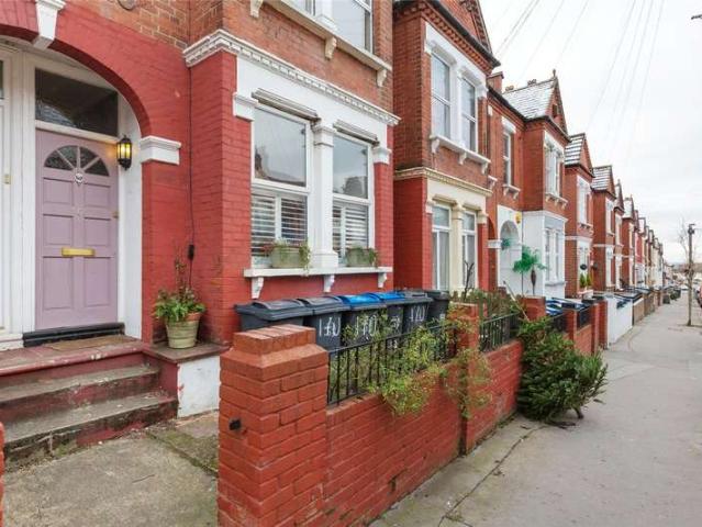 Maisonette for sale in London Borough of Croydon, Thornton Heath