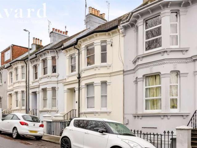 Maisonette for sale in Round Hill, Brighton & Hove