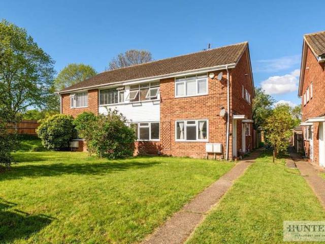 Maisonette for sale in Barnehurst, Greater London