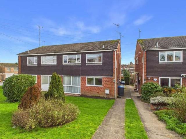 Maisonette for sale in Overslade, New Bilton