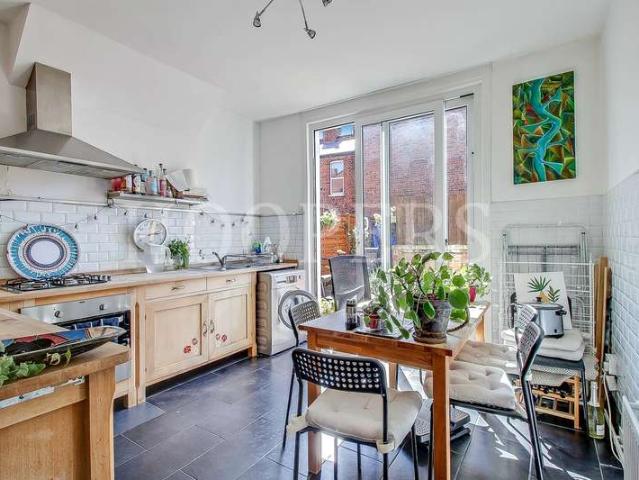 Maisonette for sale in Dollis Hill, Greater London