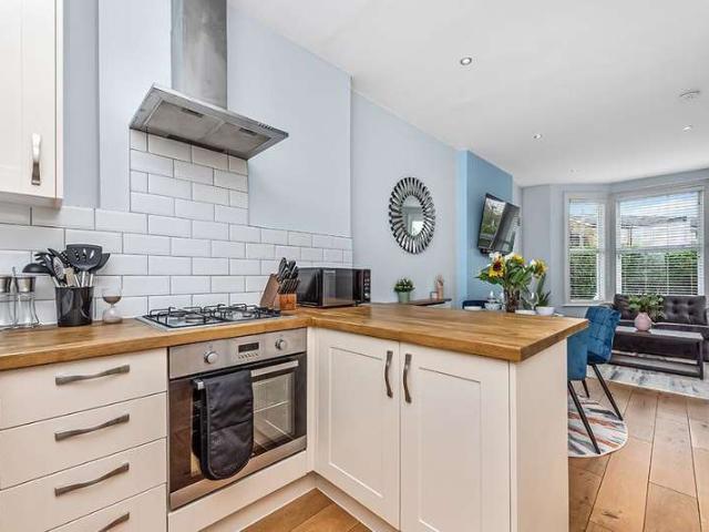 Maisonette for rent in London Borough of Lewisham, Brockley