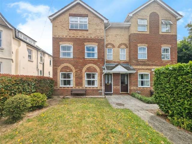 Maisonette for sale in Merry Oak, Isle Of Man