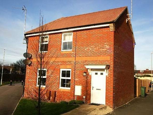 Maisonette for sale in Cosham, City Of Portsmouth