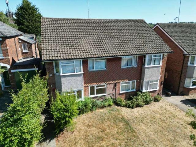 Maisonette for sale in Batchworth