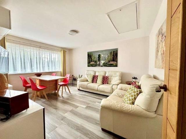 Maisonette for sale in Shortlands, Greater London
