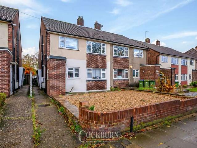 Maisonette for sale in New Eltham, Greater London