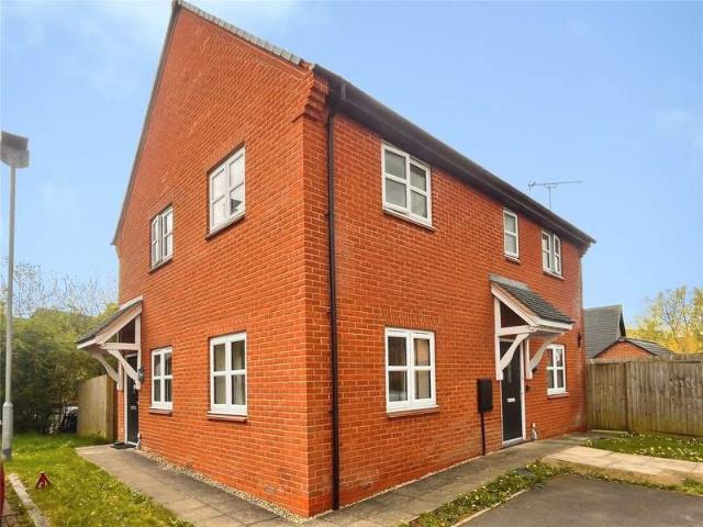 Maisonette for sale in Winslow, Buckinghamshire