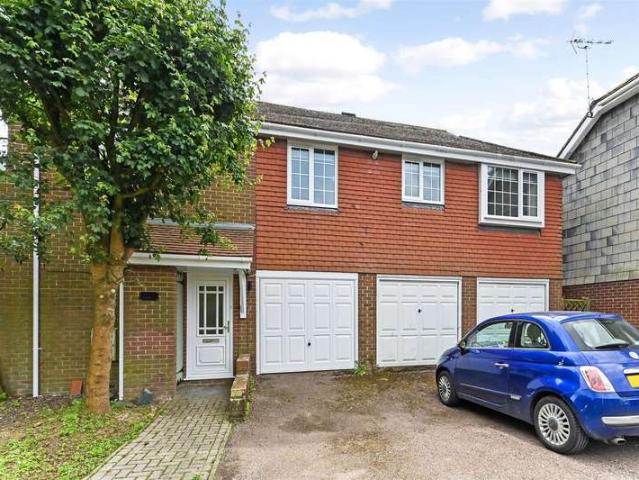 Maisonette for rent in Arundel, Clapham