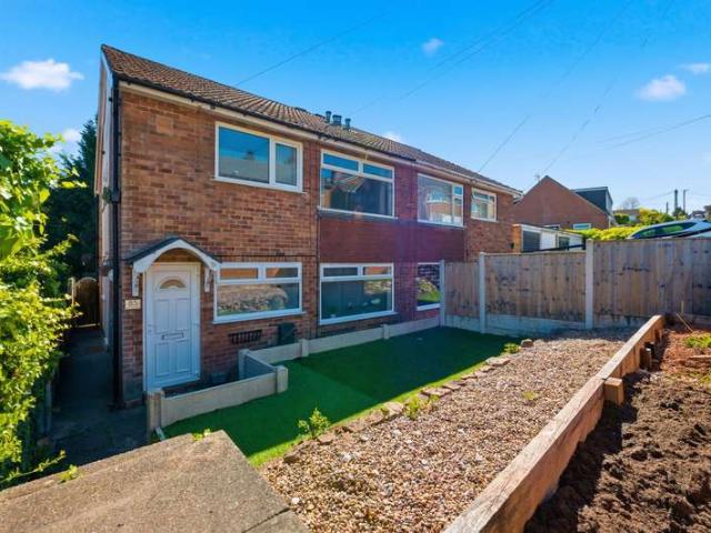 Maisonette for sale in Gedling, East Midlands