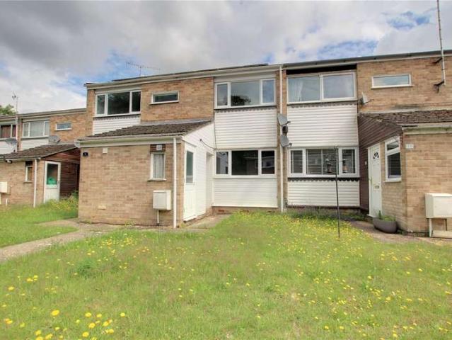 Maisonette for sale in Woodley