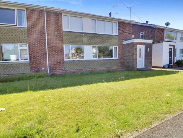 Maisonette for sale in Woodley