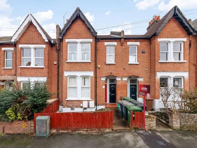 Maisonette for sale in London Borough of Lewisham, Bell Green