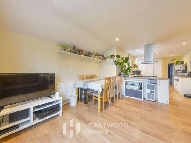Maisonette for sale in St Albans, Five Acres