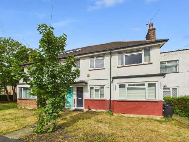 Maisonette for sale in Greater London