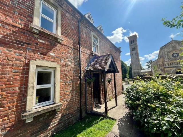 Maisonette for sale in Wiltshire