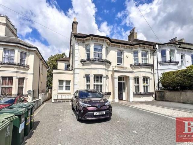 Maisonette for sale in Round Hill, Brighton & Hove