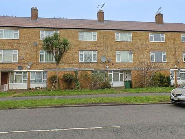 Maisonette for sale in Broxbourne, Hertfordshire