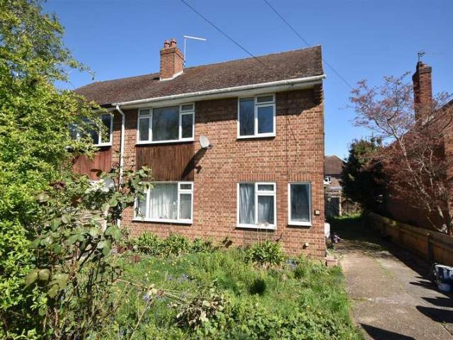 Maisonette for sale in London Borough of Hounslow, Greater London