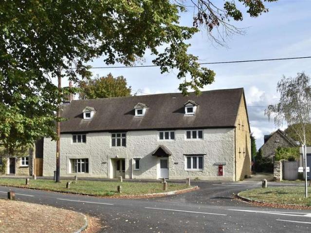 Maisonette for sale in Bletchingdon, Cherwell