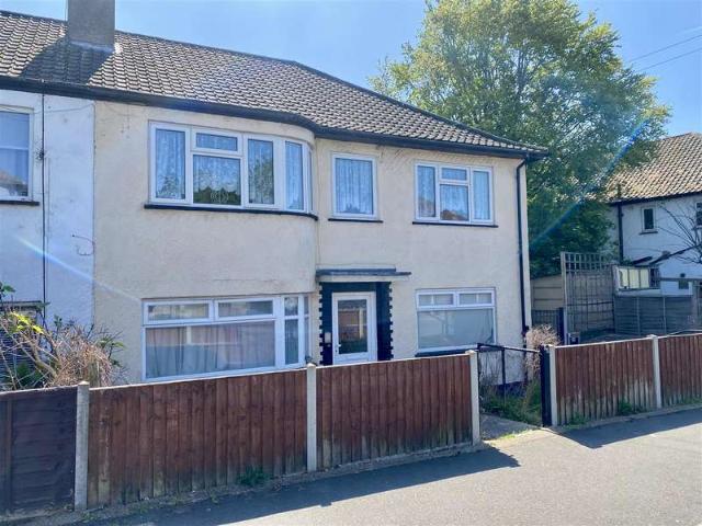 Maisonette for sale in London Borough of Hounslow, Spring Grove