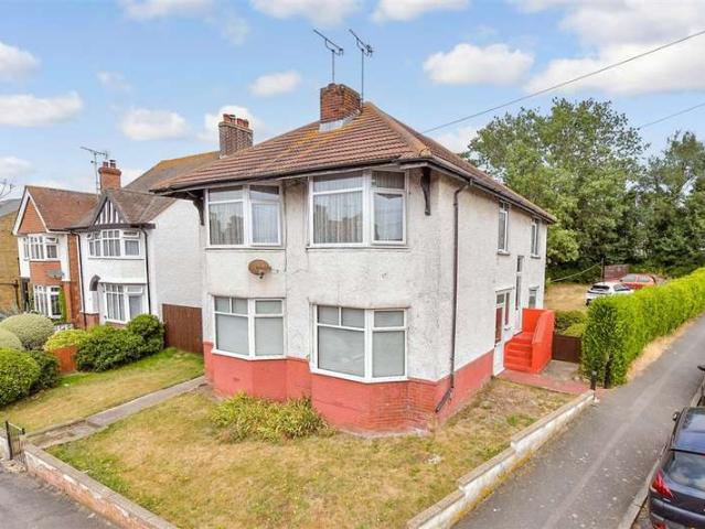 Maisonette for sale in Cliftonville West, Acol