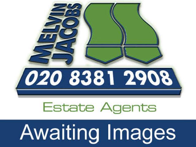 Maisonette for sale in Canons Park, Greater London