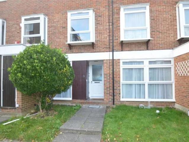 Maisonette for rent in London Borough of Croydon, Addiscombe
