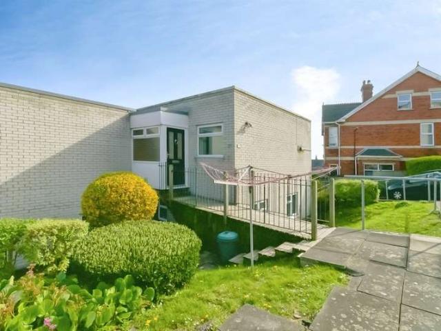 Maisonette for sale in Cwm Talwg, Barry
