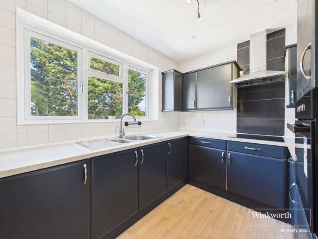 Maisonette for sale in Preston, Greater London