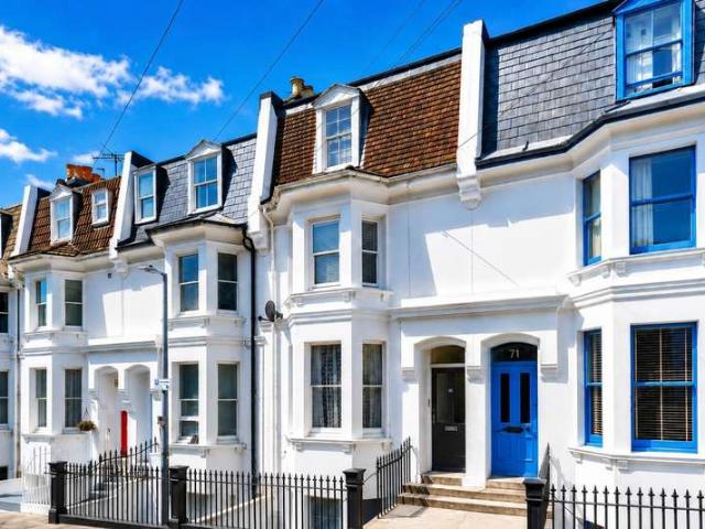 Maisonette for sale in Round Hill, Brighton & Hove