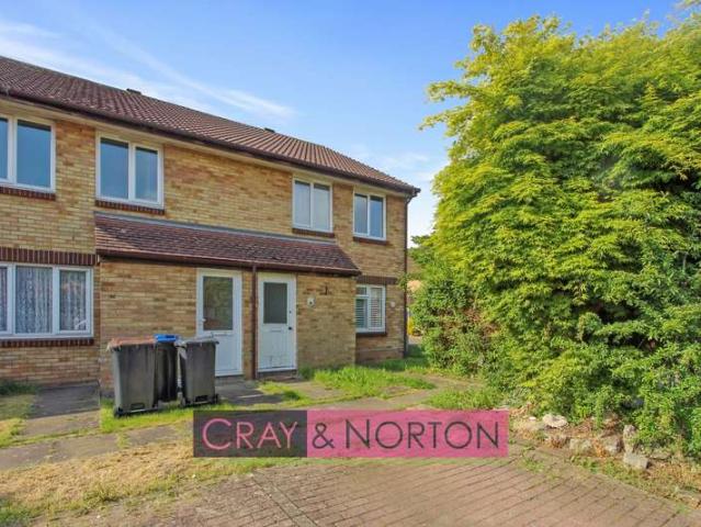 Duplex for sale in South Norwood, Woodside